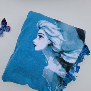 Frozen II Elsa & The Nokk Water Spirit Horse No-Sew Reversible Tie Fleece Blank